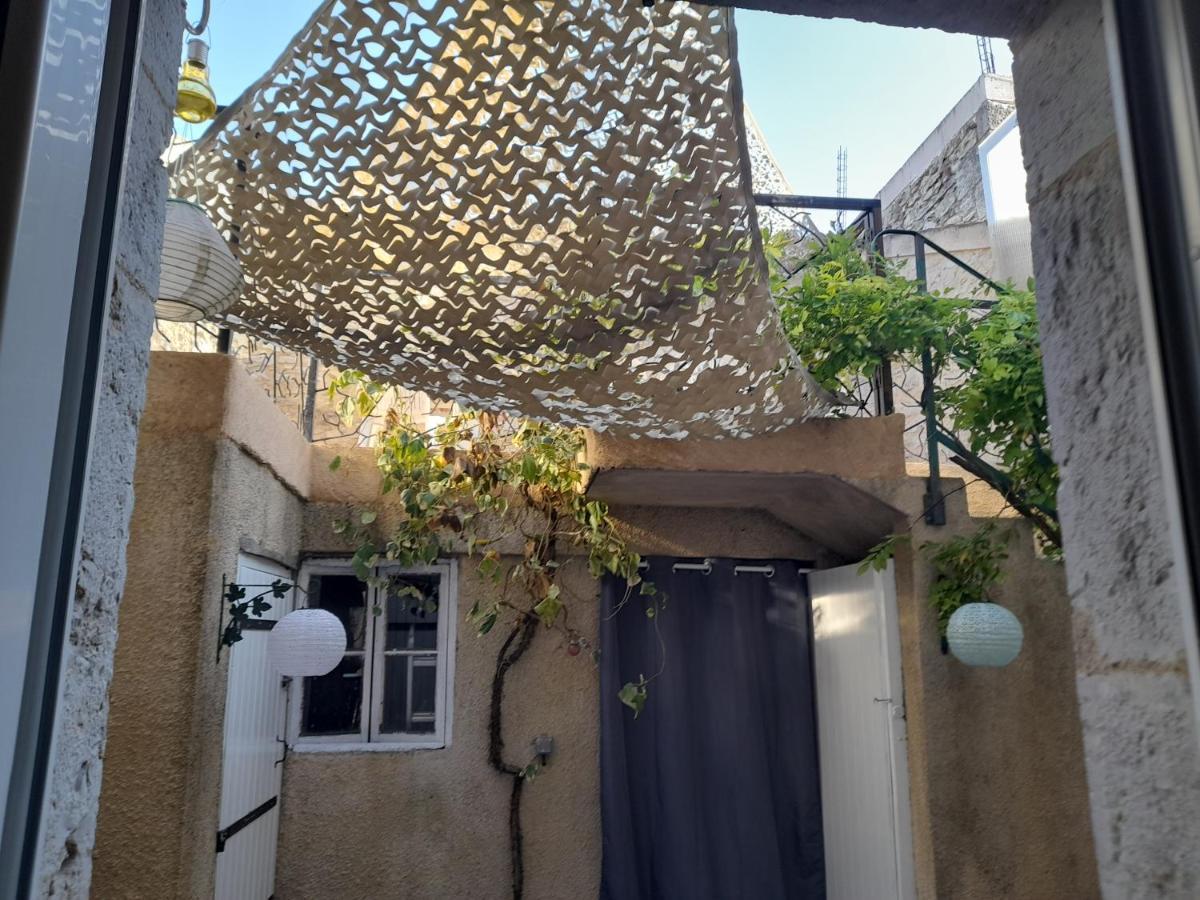 Maison De Village Avec Cour Interieure Et Terrasse Septfonds Exterior photo